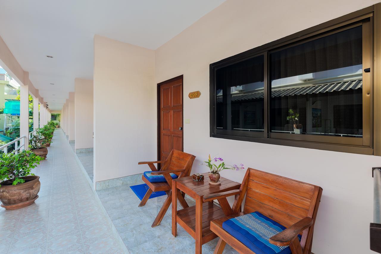 Smile House Karon Hotel Екстериор снимка