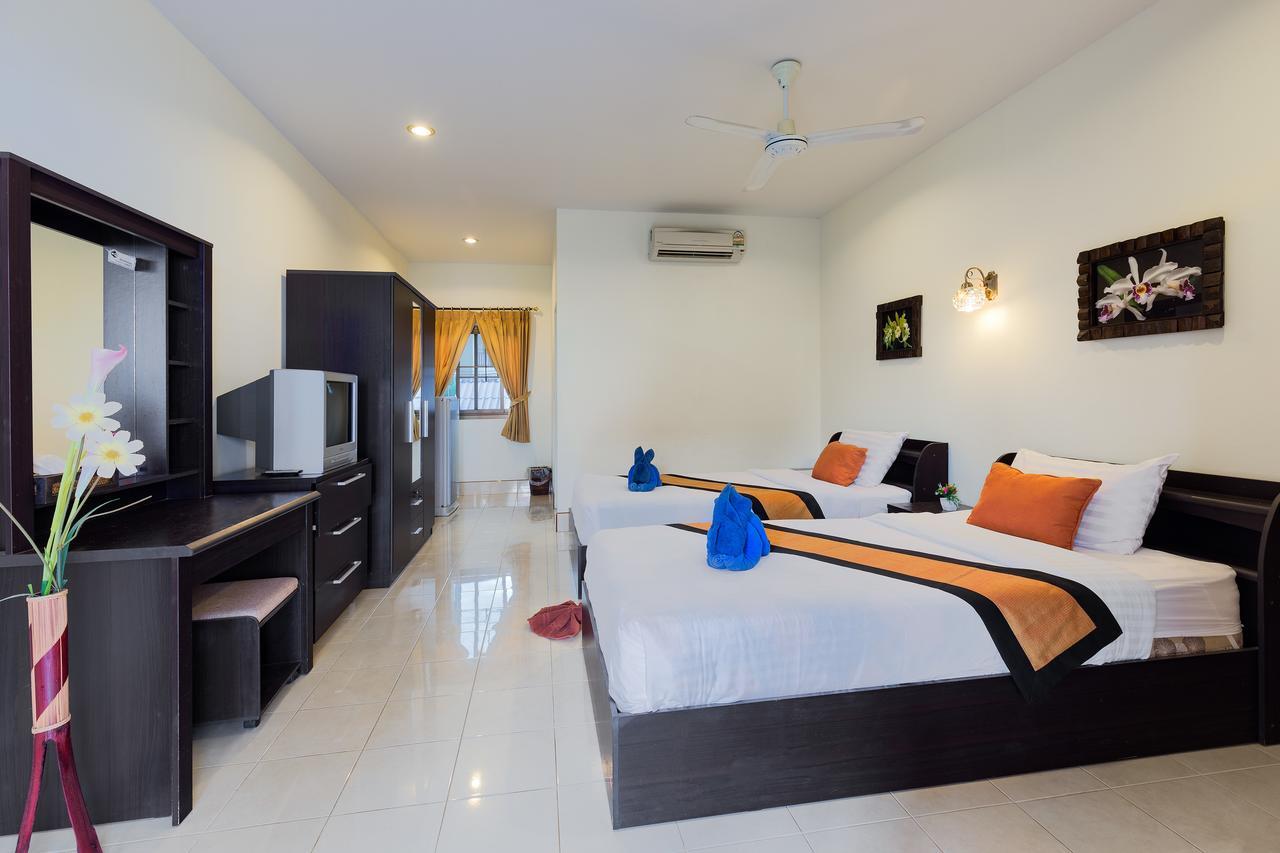 Smile House Karon Hotel Екстериор снимка