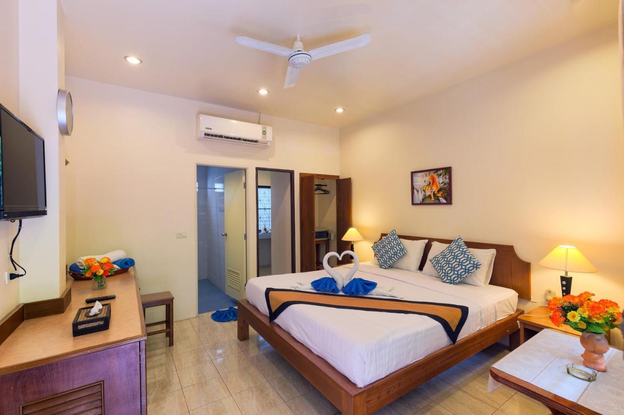 Smile House Karon Hotel Екстериор снимка