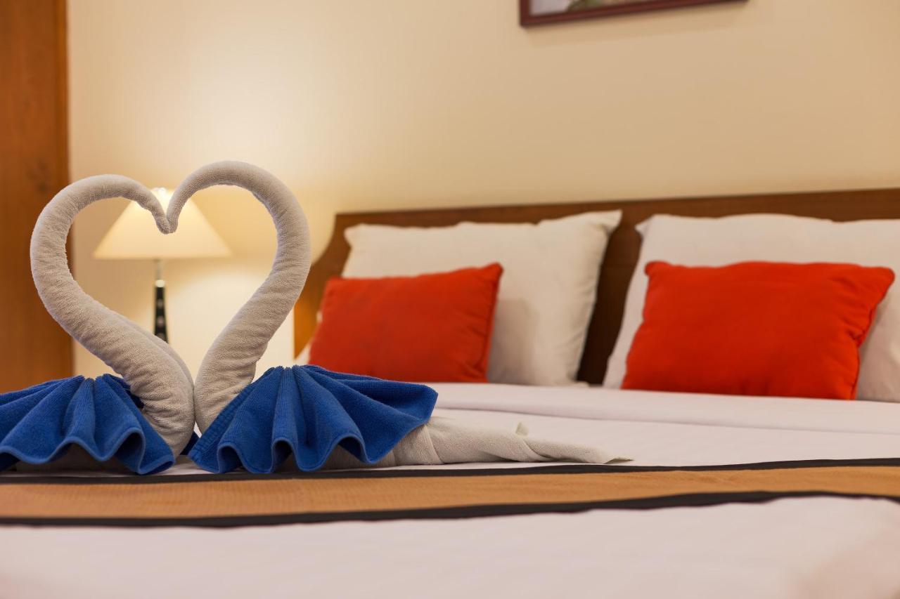 Smile House Karon Hotel Екстериор снимка