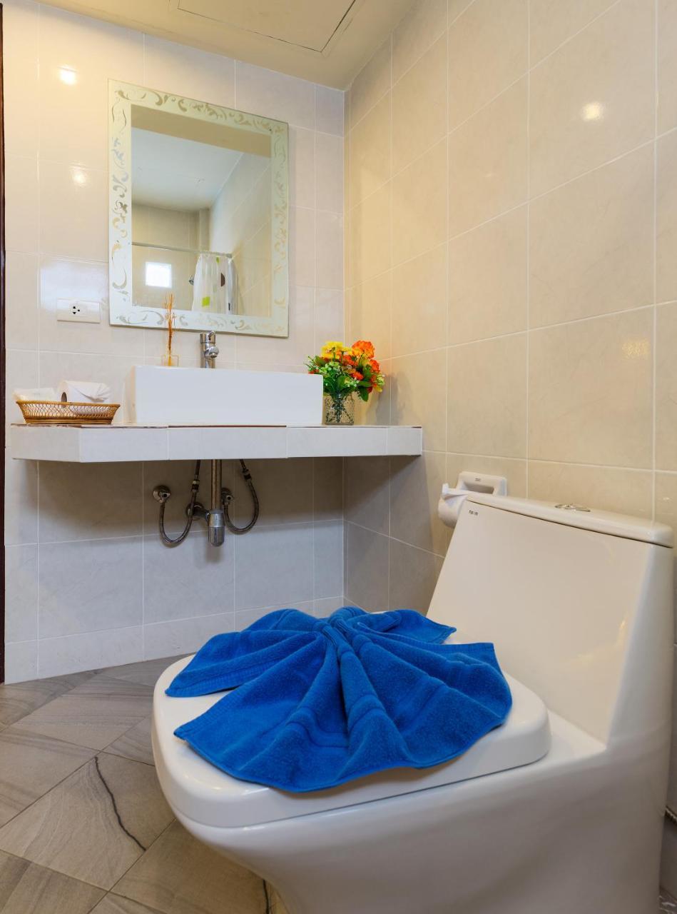 Smile House Karon Hotel Екстериор снимка