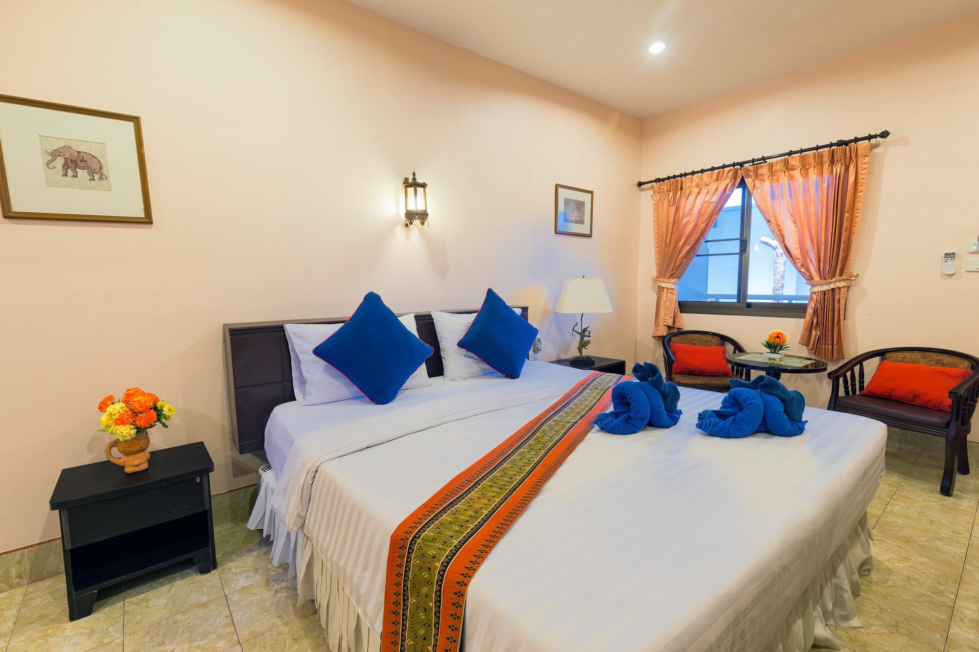 Smile House Karon Hotel Екстериор снимка